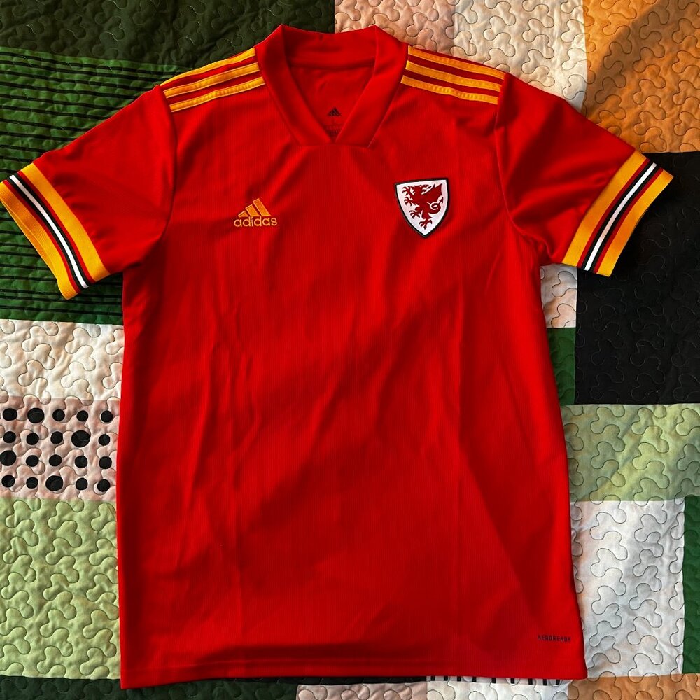 Wales 2020/2021 Home Soccer Jersey